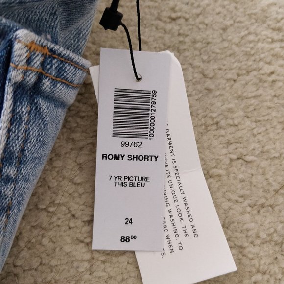 Aritzia denim shorts - Picture 3 of 3